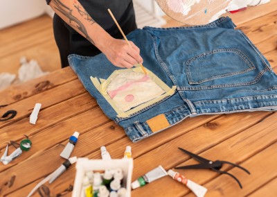 Curso Pintura e Intervención Artística sobre Tela