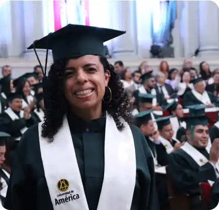 Negocios Internacionales 2 Egresada del programa de Negocios Internacionales de la Universidad de América en ceremonia de grado