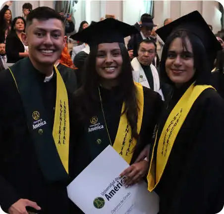 Ingeniería Industrial 2 Egresados de Ingeniería Industrial de la Universidad de América celebrando su grado