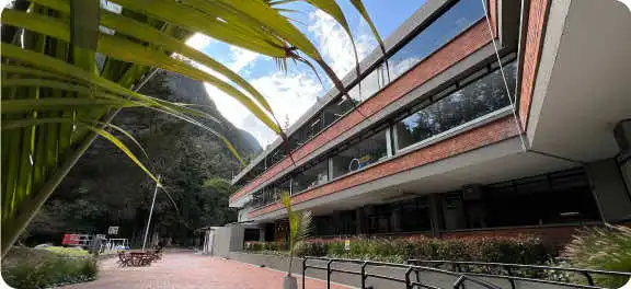 Admisiones 8 Edificio principal del EcoCampus de la Universidad de América en Bogotá