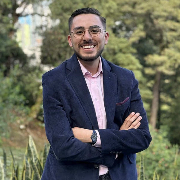 Profesional de Internacionalización de la Universidad de América en Bogotá.