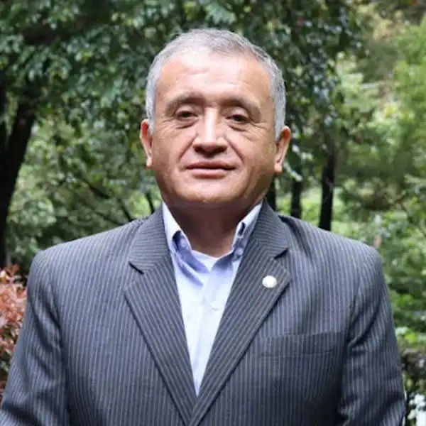 Docente Facultad de Ciencias Económicas y Administrativas de la Universidad de América en Bogotá.