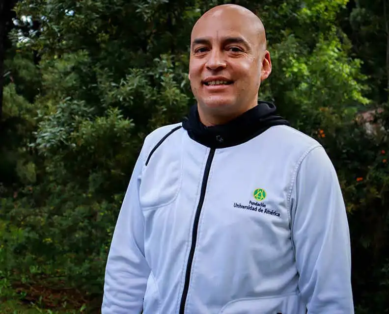 Coordinador de Bienestar Institucional de la Universidad de América en Bogotá.