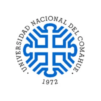 Logotipo de la Universidad Nacional del Comahue, aliada de la Universidad de América en programas de cooperación educativa.