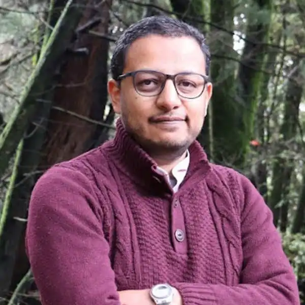 Docente Facultad de Ciencias y Humanidades de la Universidad de América en Bogotá.